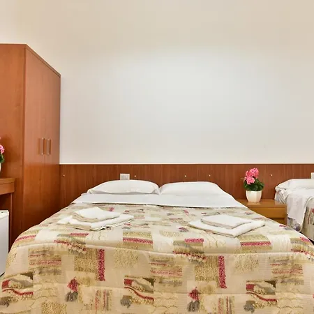 Bed & Breakfast Terminal House 2*