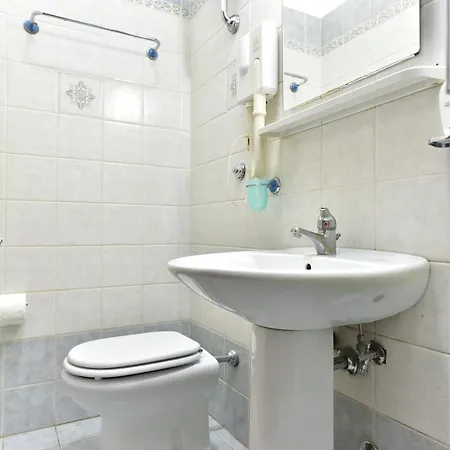 לינה וארוחת בוקר Terminal House רומא