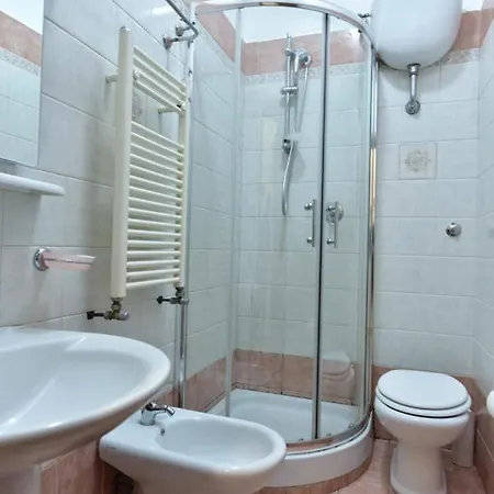 Bed & Breakfast Terminal House 2*