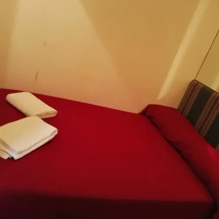 Terminal House 2* רומא