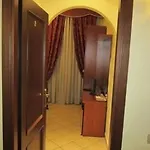 Terminal House 2*