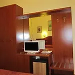 Terminal House Bed and Breakfast 2*
