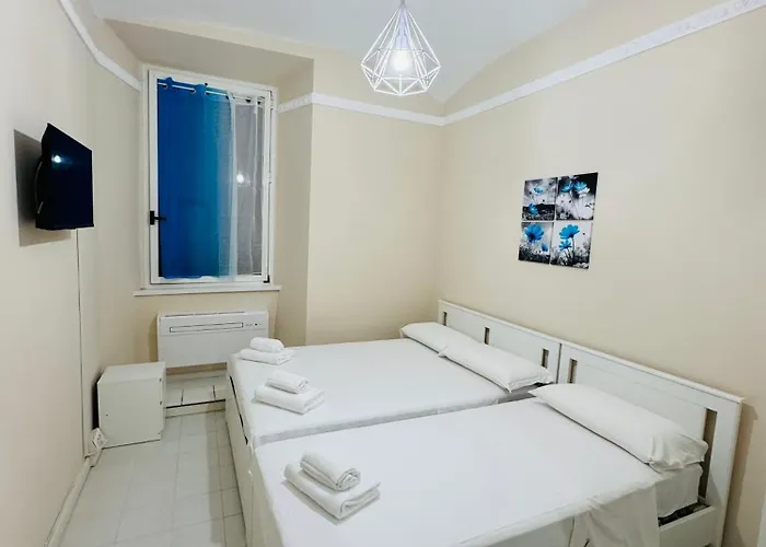 Terminal House 2* Rome